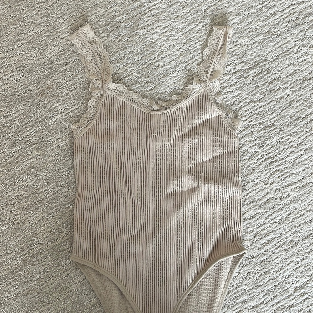 Forever 21 Body suit 🌟Never worn🌟